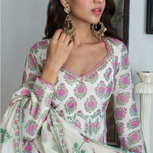 Chic White kurta, bottom and dupatta set with Pink and Green Floral Design